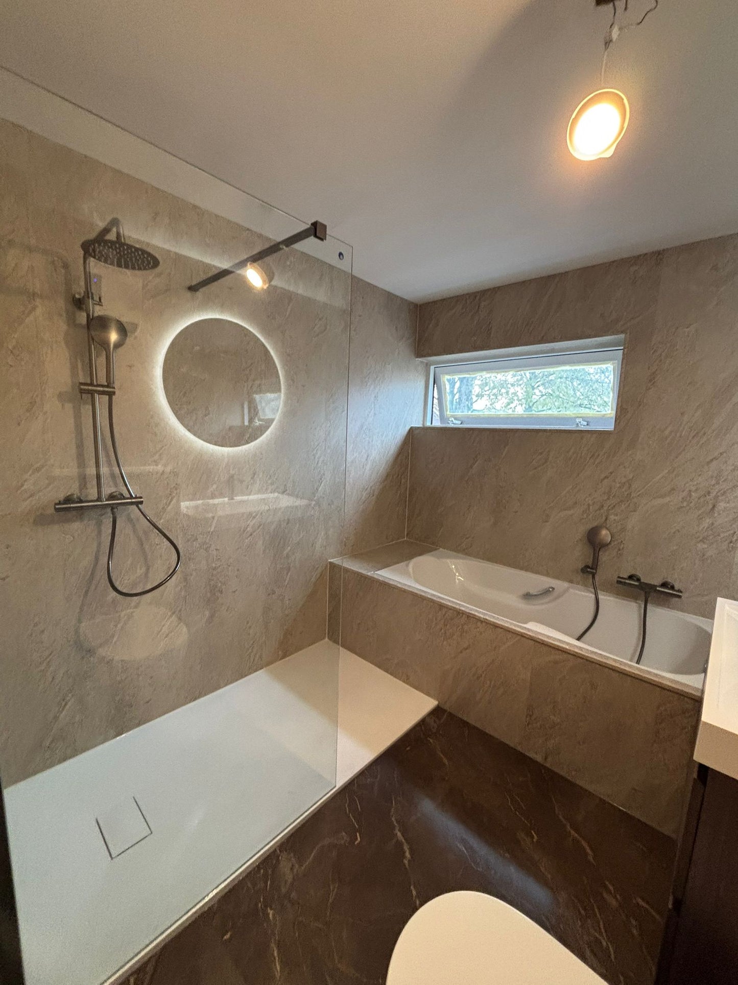 Marmer grey medium β marmerlook wandpanelen β 2700 x 450 mm β 1,21 m2